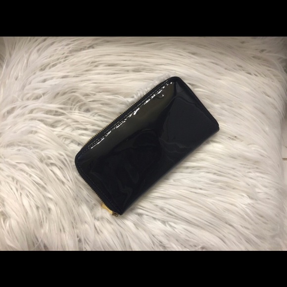 Tory Burtch Patent Leather Wallet - Picture 7 of 7